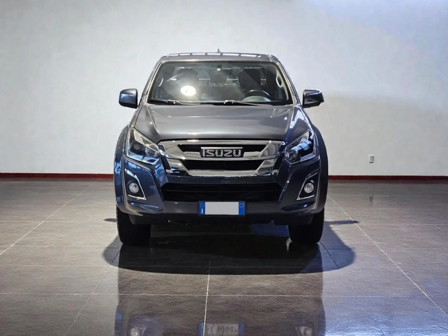 Isuzu D-Max 1.9 Crew Cab Quasar A/T 4WD Clima Gris - 2