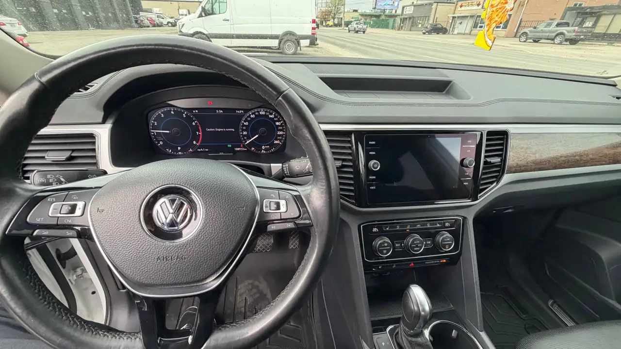 Volkswagen Atlas снимка Volkswagen Atlas