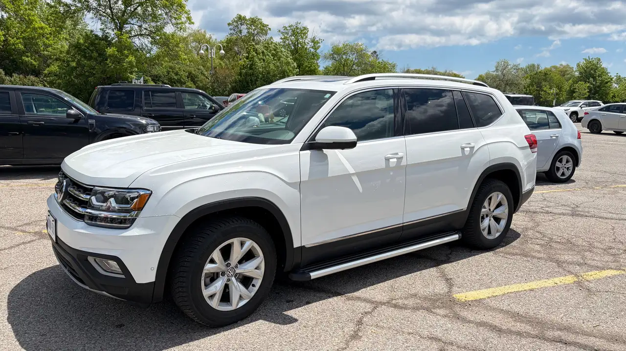 Volkswagen Atlas снимка Volkswagen Atlas