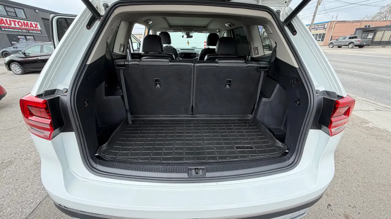 Volkswagen Atlas снимка Volkswagen Atlas