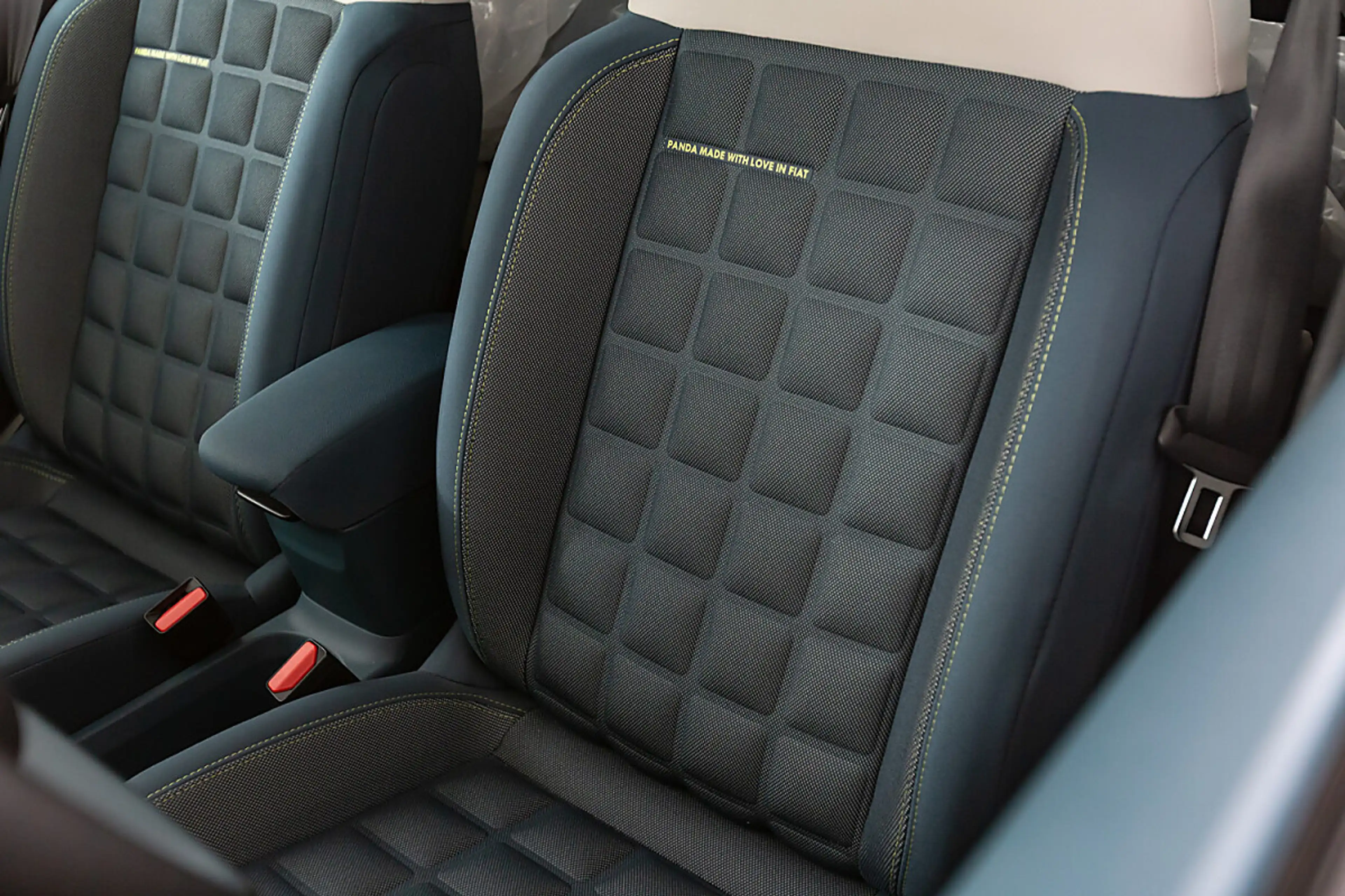 Fiat Grande Panda Elektro 44kWh La Prima — photo 14