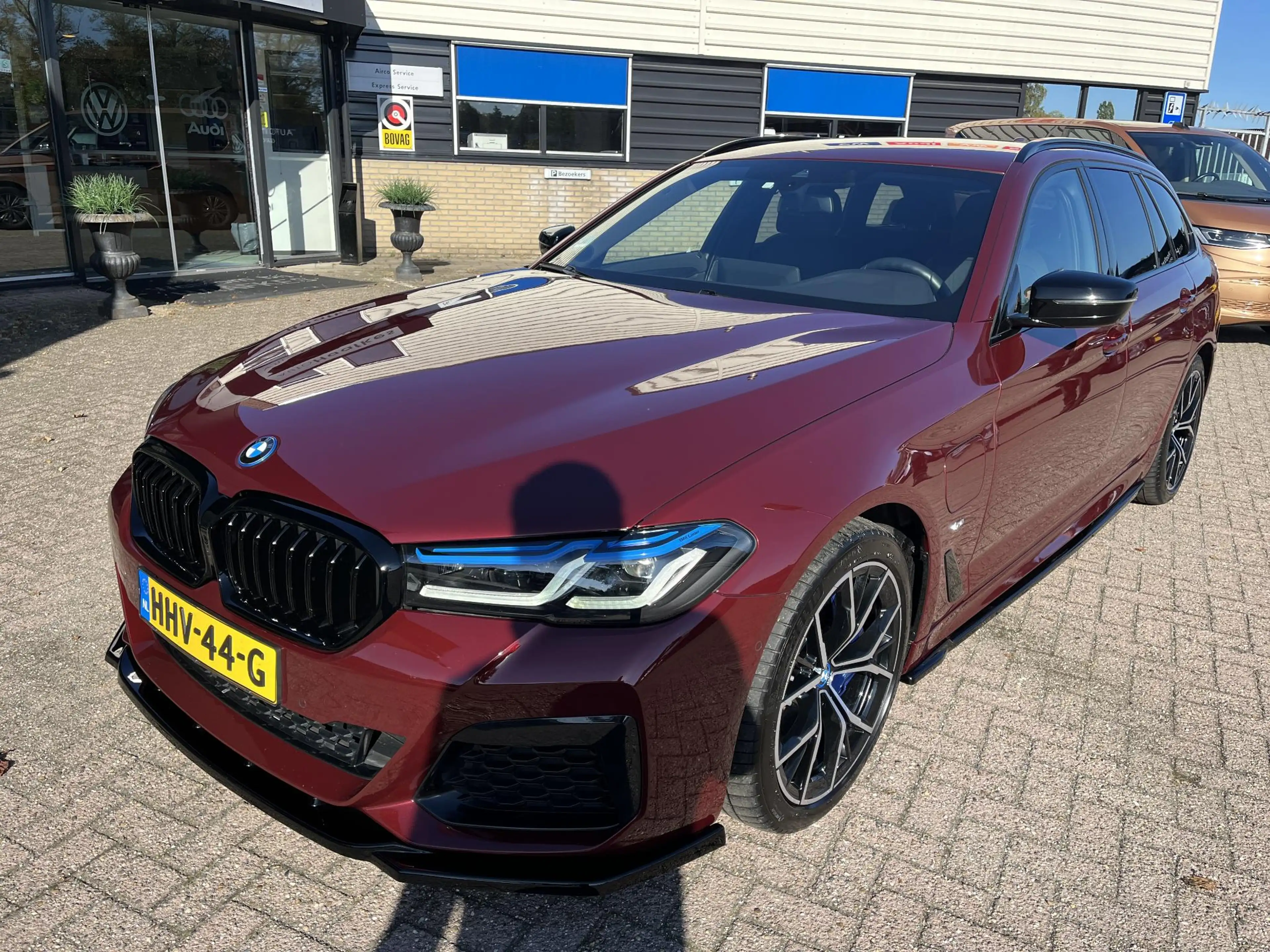 BMW 530 5-serie Touring 530e Business Edition Plus Plug In — photo 2