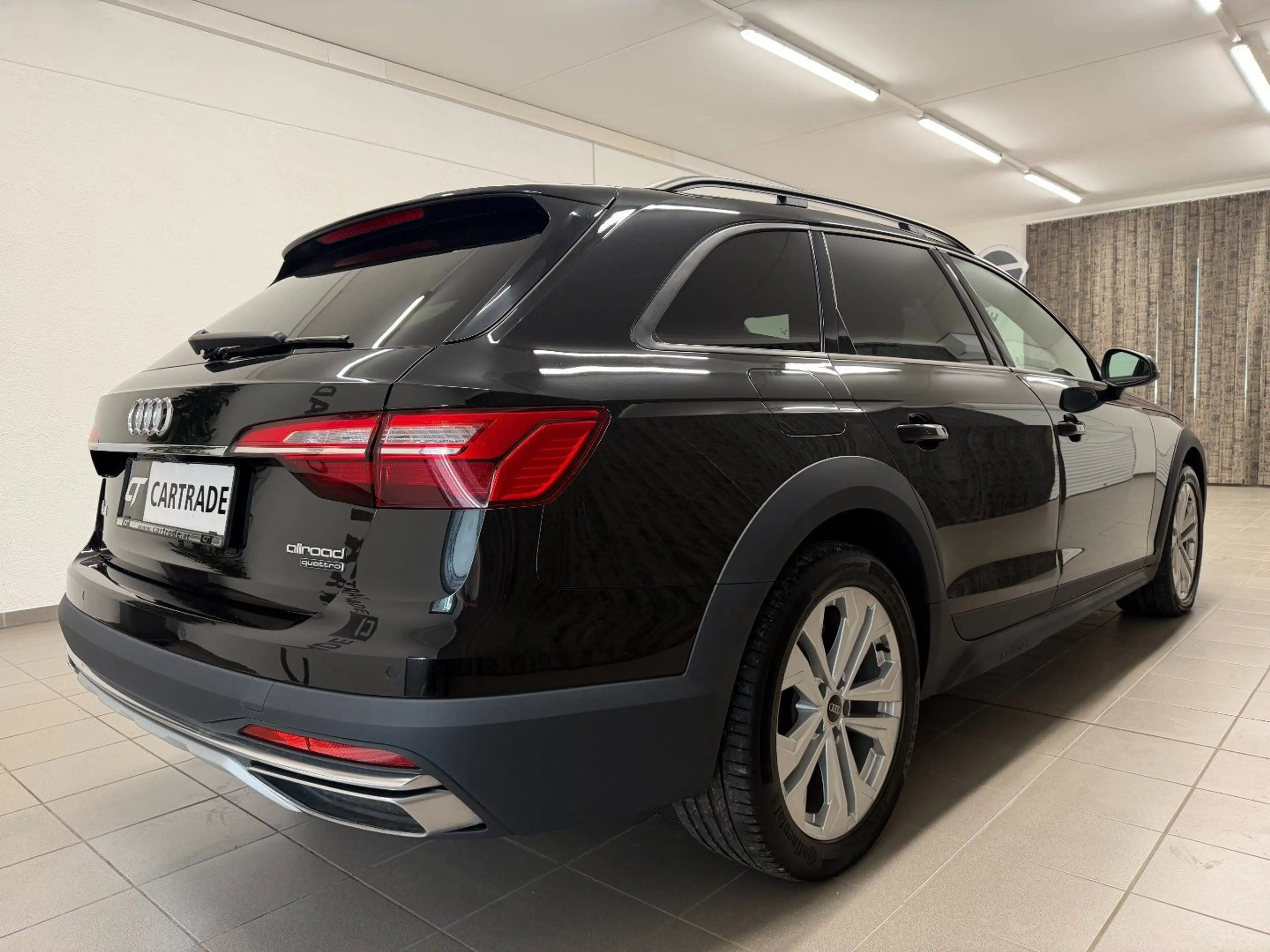 Audi A4 allroad A4 40 allroad quattro 2.0 TDI — photo 4