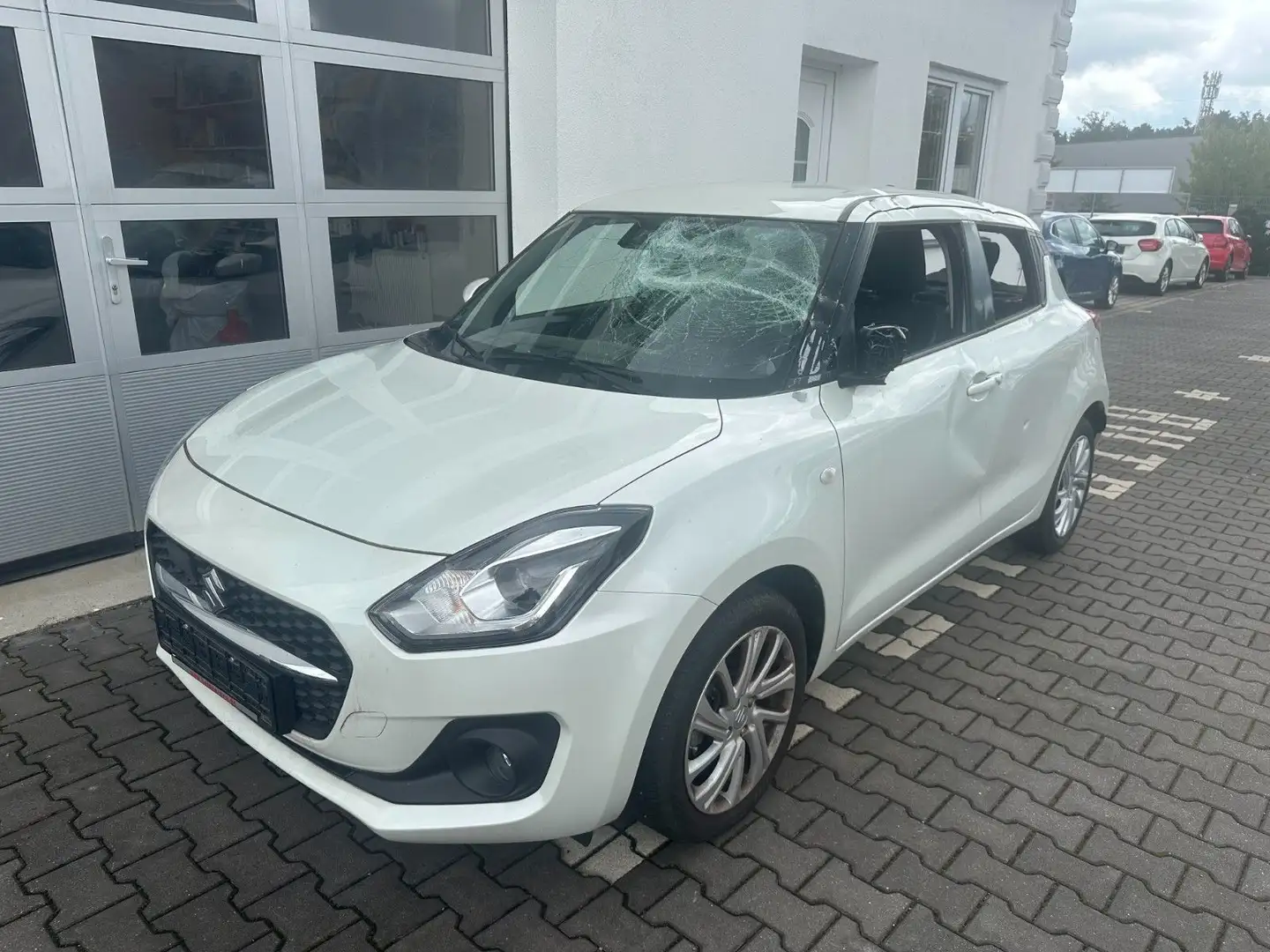Suzuki Swift Comfort CVT Hybrid Vandalismusschaden Blanc - 1