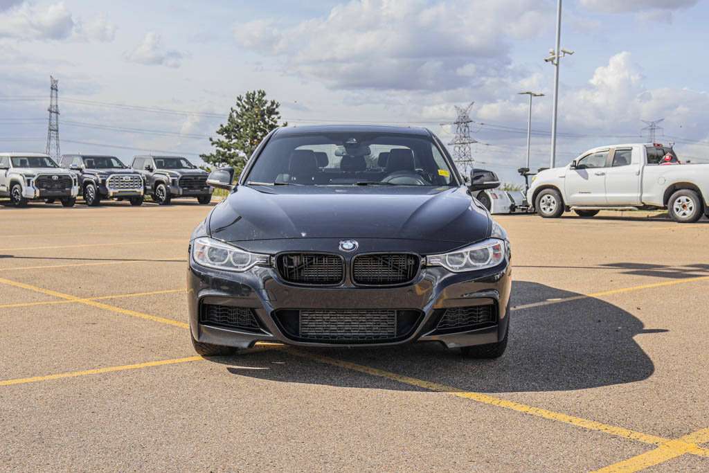2015 BMW 3 Series 335i xDrive M Sport 3.0T | M Performance — снимка 1