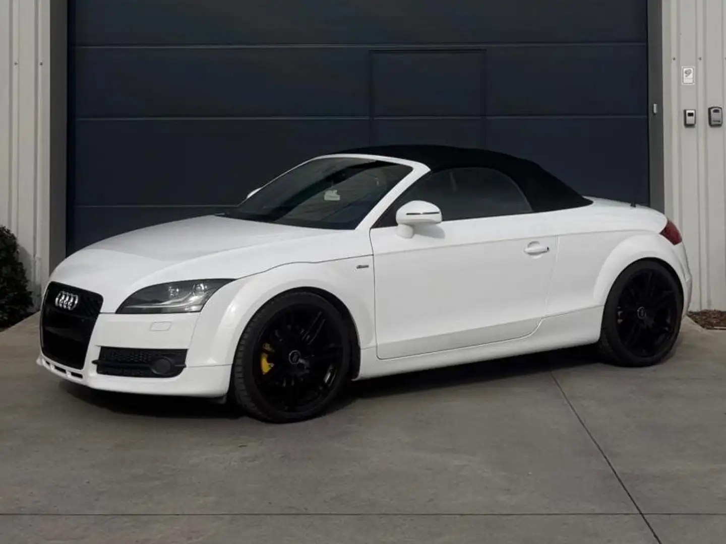 Audi TT TT Roadster 1.8 TFSI | S Line | Cabrio Wit - 1
