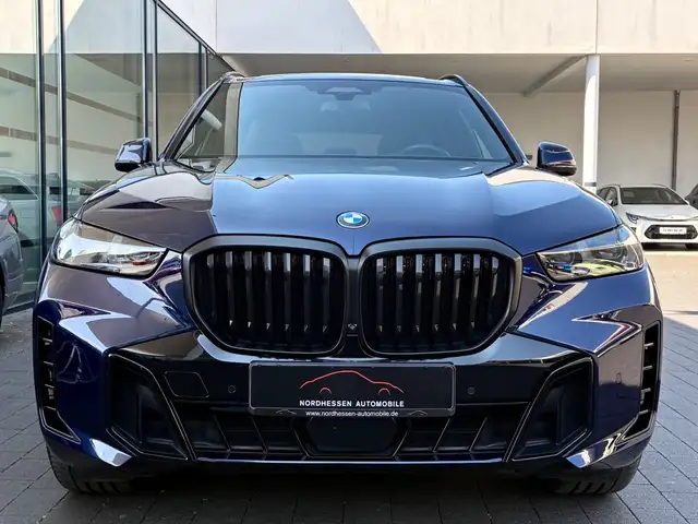 BMW X5 view 5