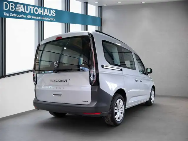 Volkswagen Caddy view 4