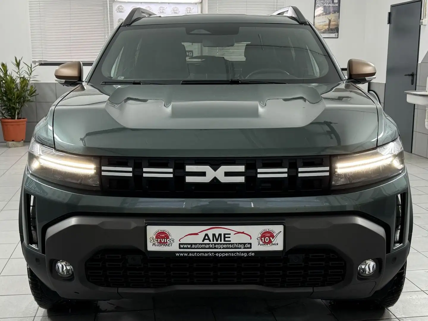 Dacia Duster III TCe 130 Extreme 4x4 "Multi View|Navi" Vert - 2