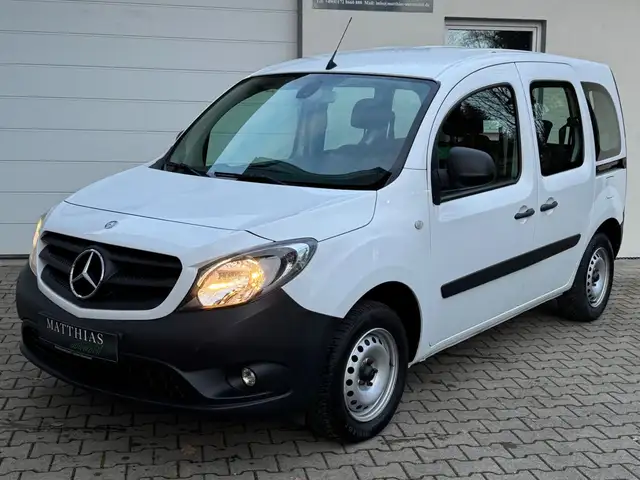 Mercedes-Benz Citan Kombi 111 CDI lang/Navi/AHK/Klima/PDC/5-Si