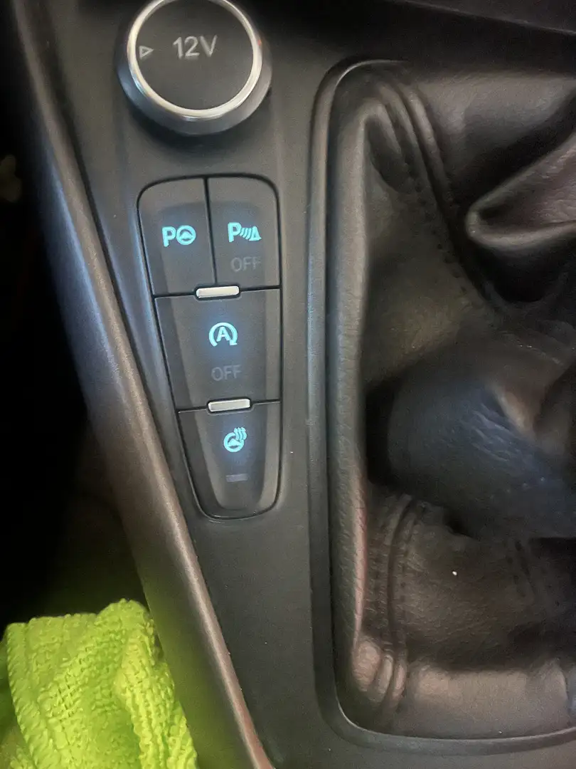 Ford Focus SW 1.0 ecoboost Plus s&s 100cv Bianco - 2