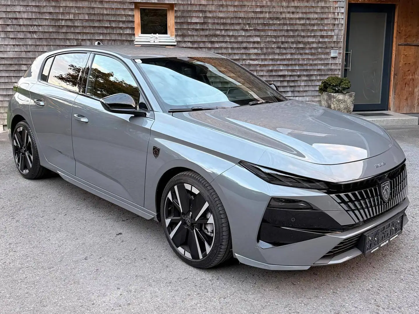 Peugeot 308 GT Exclusive Hybrid 145 Topmodell Grau - 1