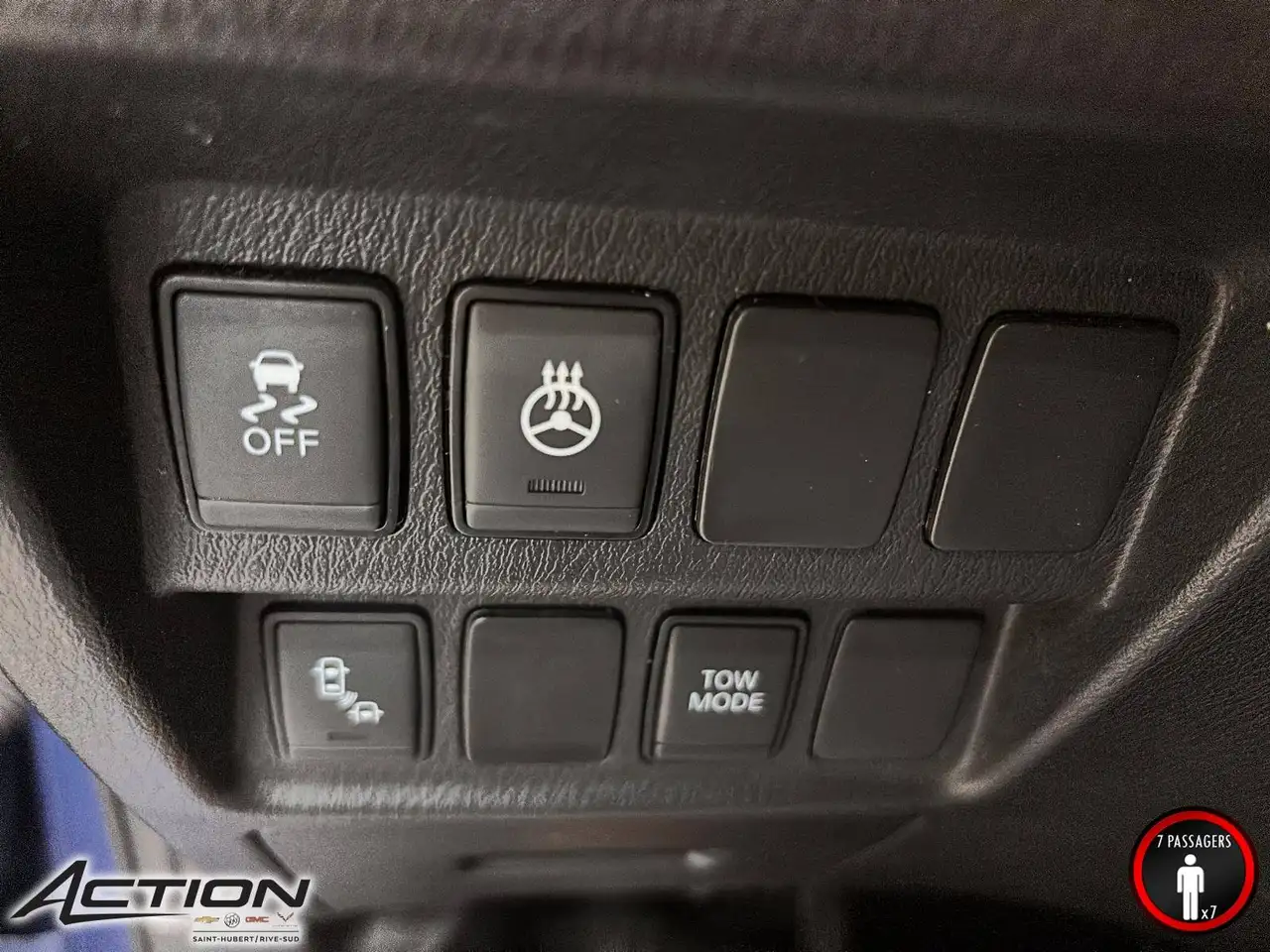 Nissan Pathfinder снимка Nissan Pathfinder