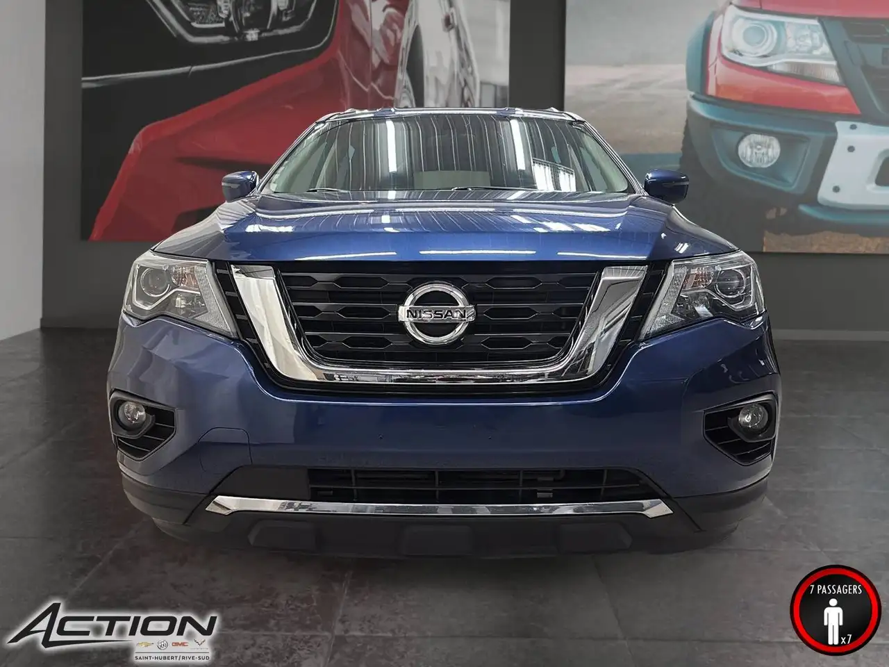 Nissan Pathfinder снимка Nissan Pathfinder
