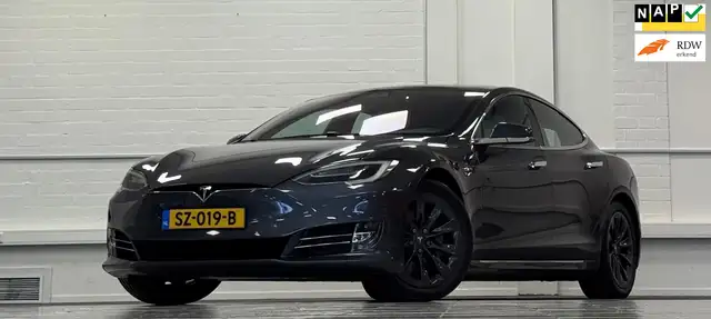Tesla Model S 100D SOH 85% Enhanced Autopilot Premium interieur