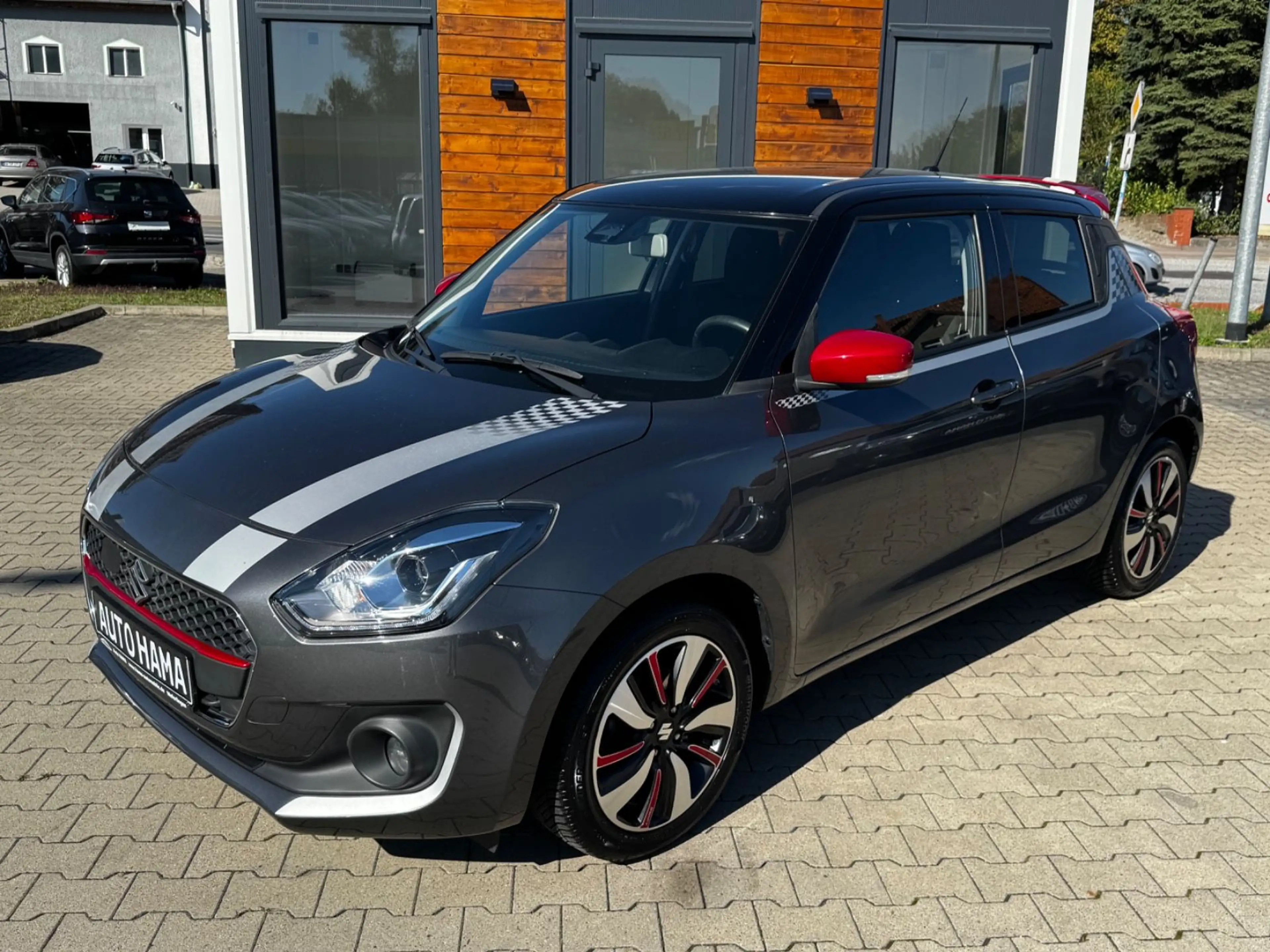 Suzuki Swift Comfort+ 111PS Automatik *NAV*LED*ASS*KEY* — photo 2