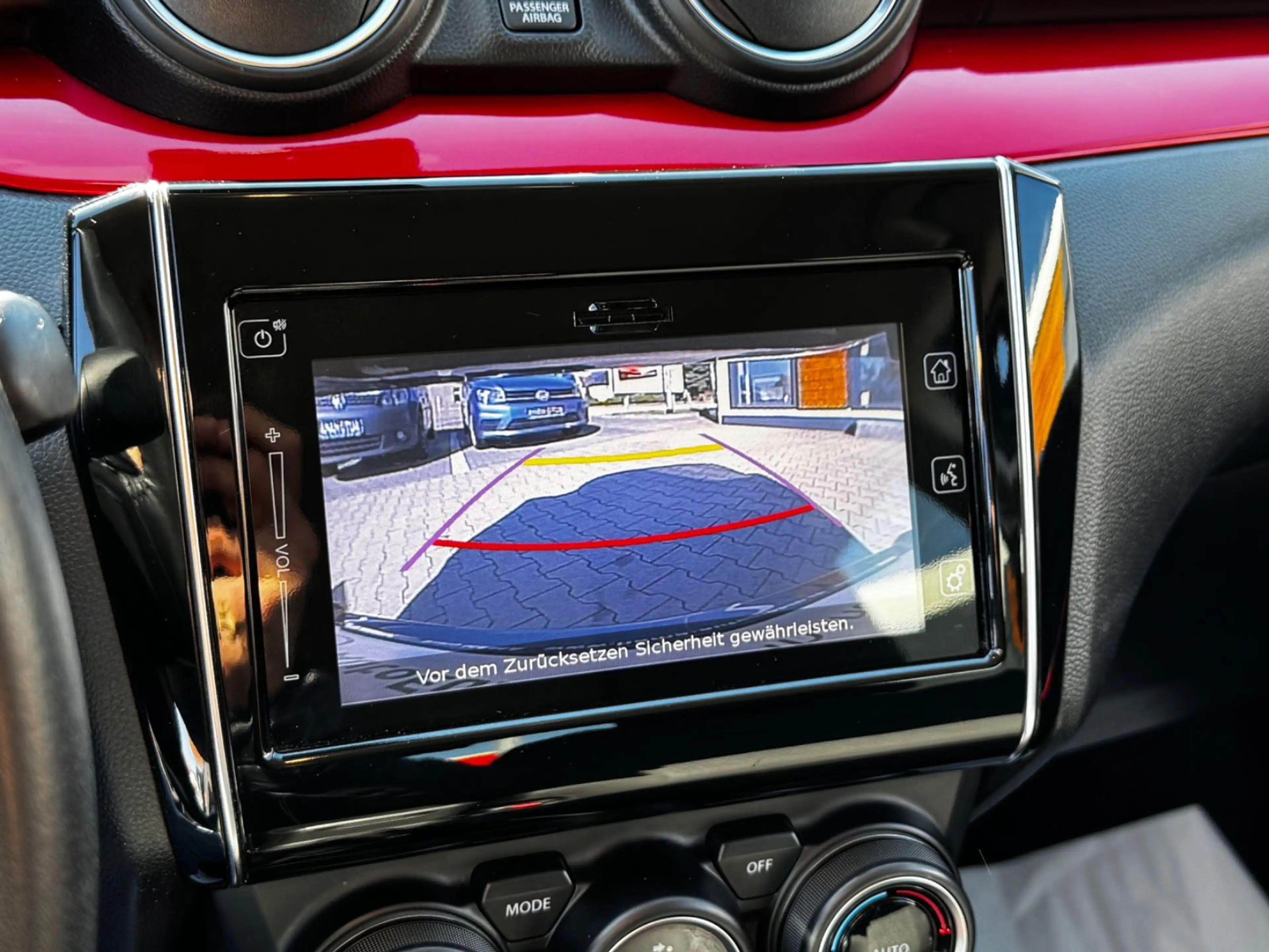 Suzuki Swift Comfort+ 111PS Automatik *NAV*LED*ASS*KEY* — photo 15