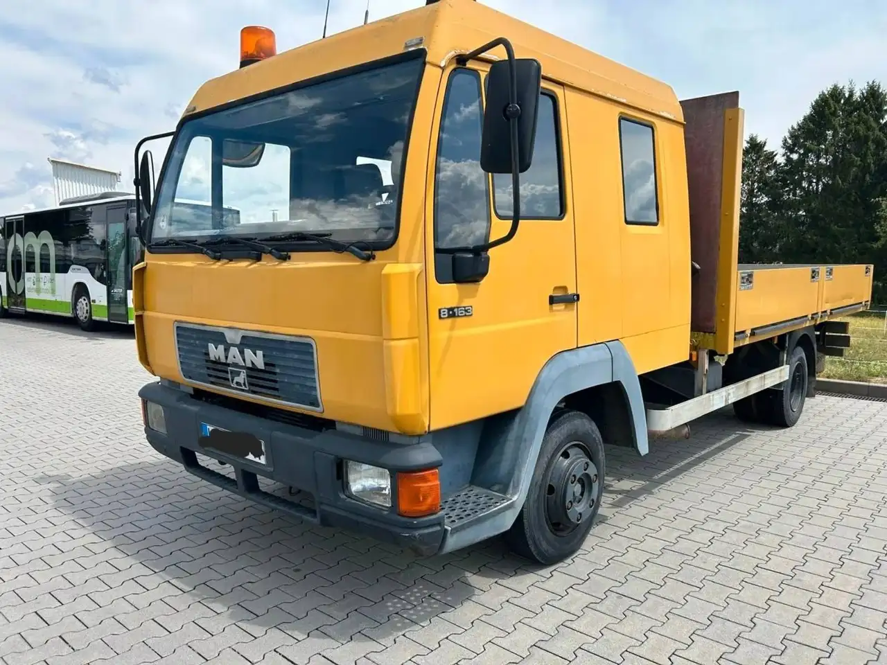 MAN L2000 8.163 Pritsche / offener Kasten, 7,49 t, foto 2