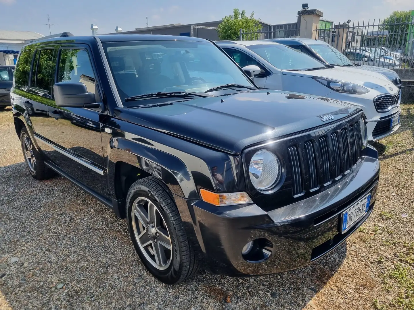 Jeep Patriot 2.0 td Limited 4wd dpf Fekete - 1