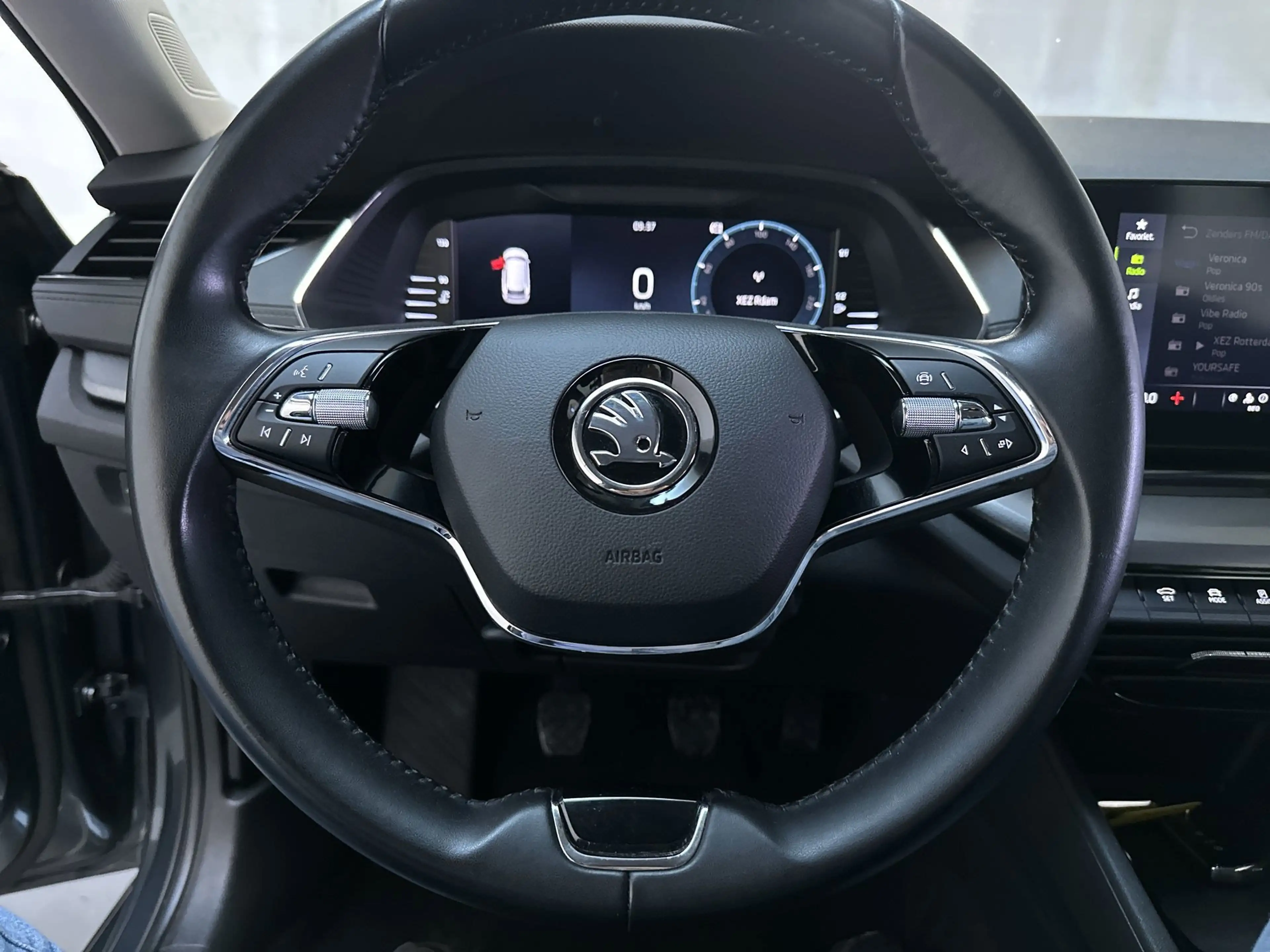 Skoda Octavia Combi 1.0 TSI Business Edition Virtual Cockpit Par — photo 7