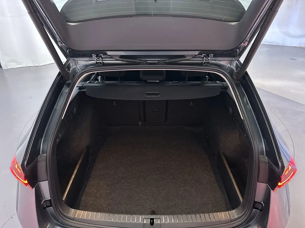 Skoda Octavia Combi 1.0 TSI Business Edition Virtual Cockpit Par, миниатюра 15