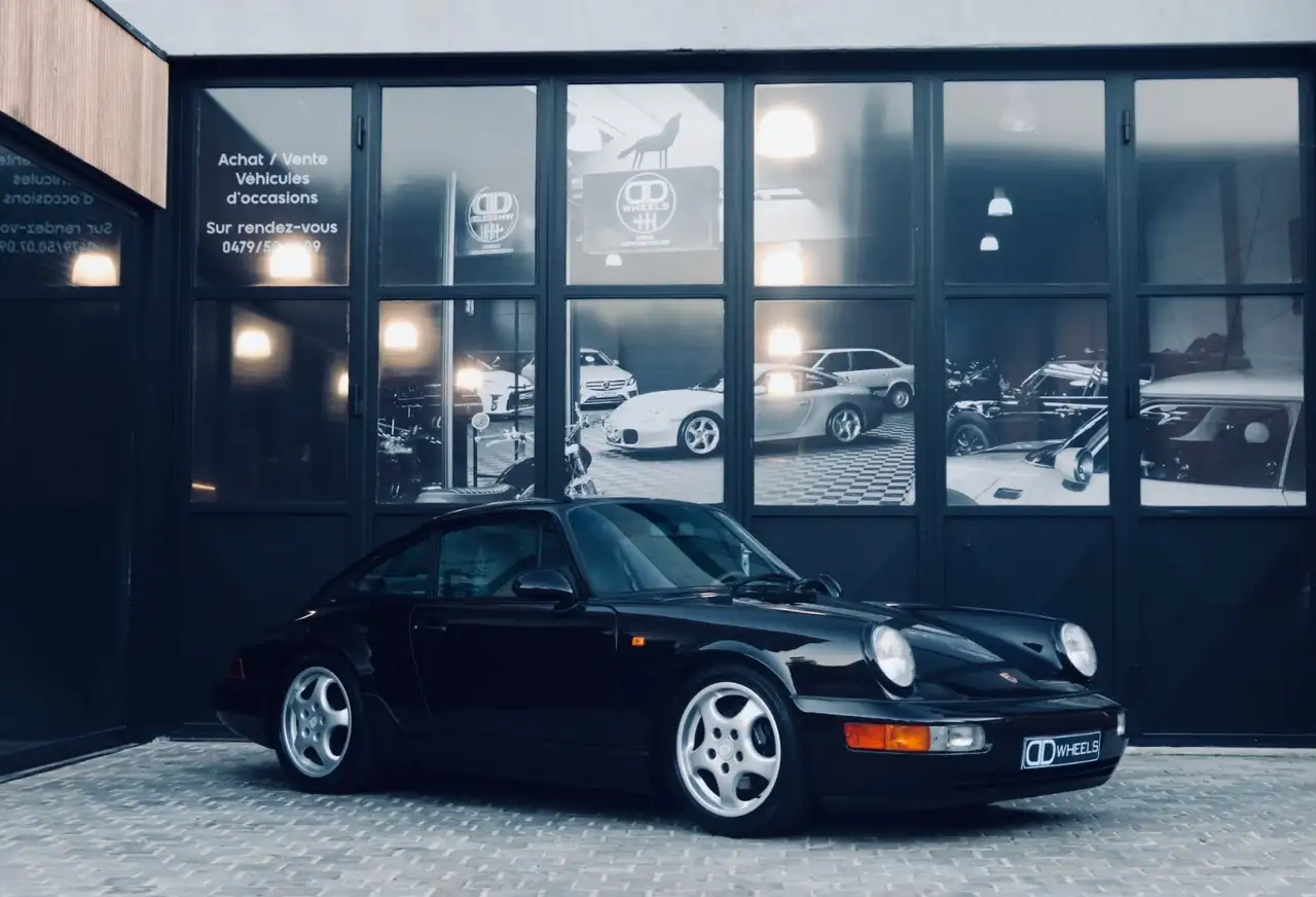 Porsche 964