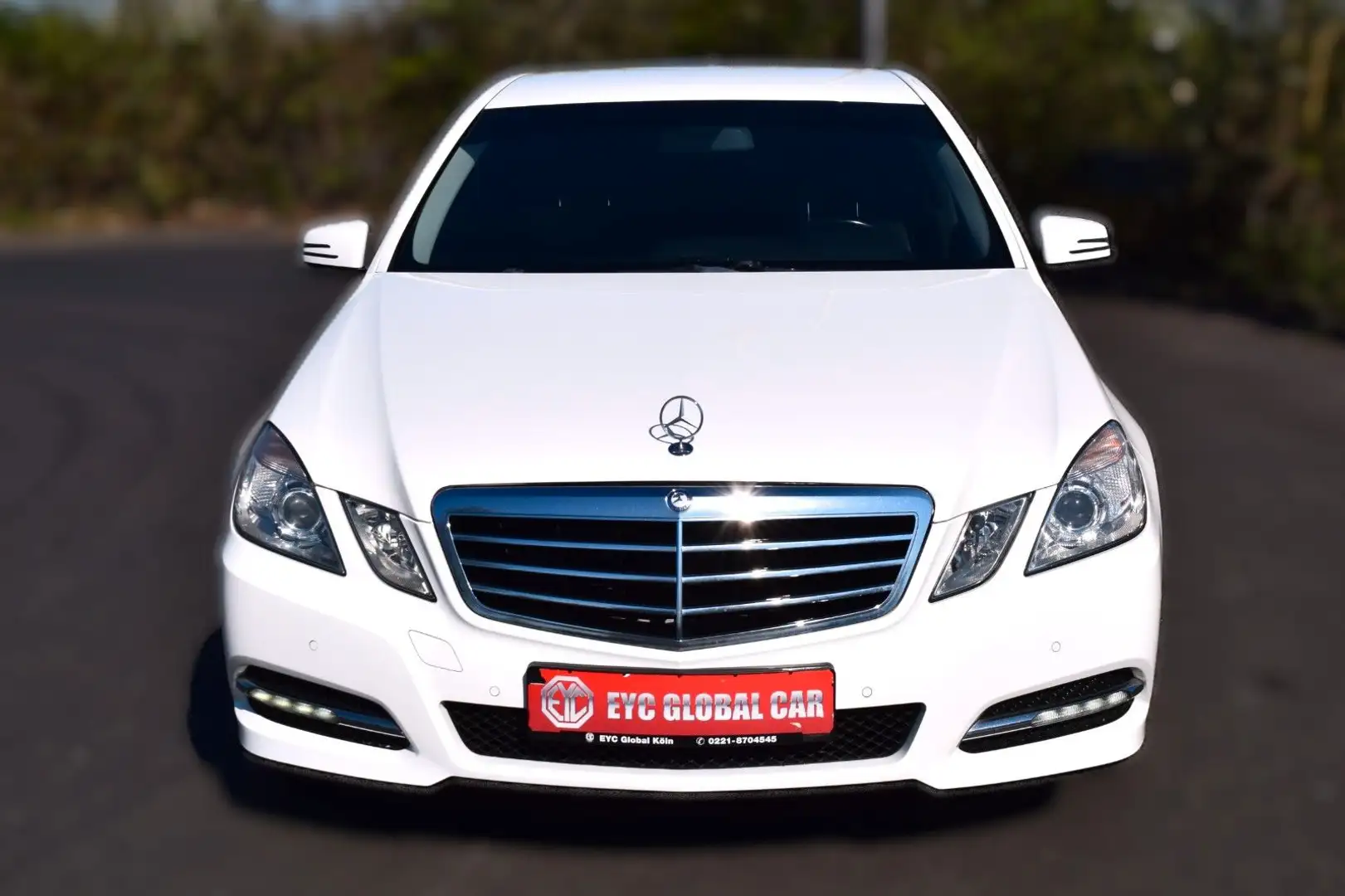 Mercedes-Benz E 200 CDI BlueEfficiency,Avantgarde,Navi,Teilled White - 2