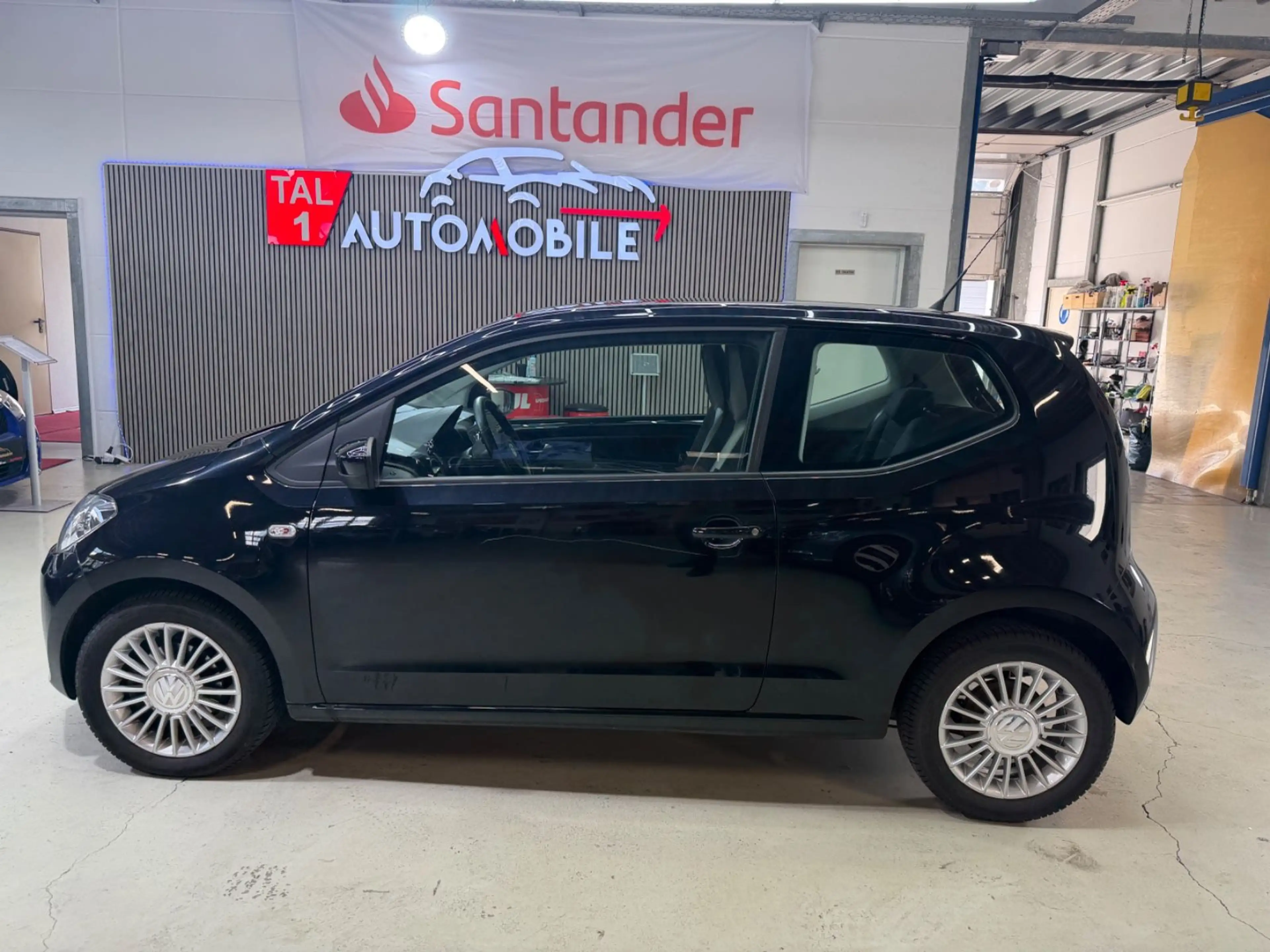 Volkswagen up! high Klima Sitzheizung — photo 11