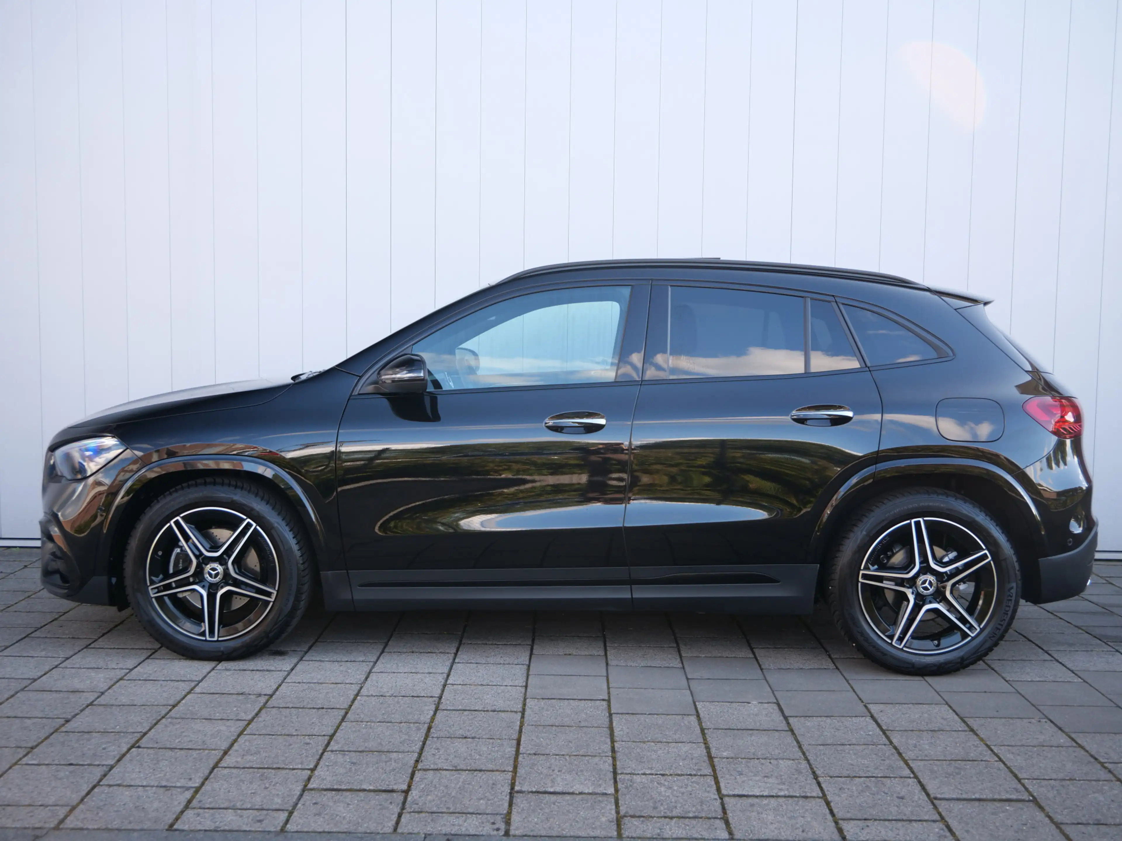 Mercedes-Benz GLA 180 AMG Line 136 Pk Automaat Navi / DAB / Pano-dak / C — photo 5