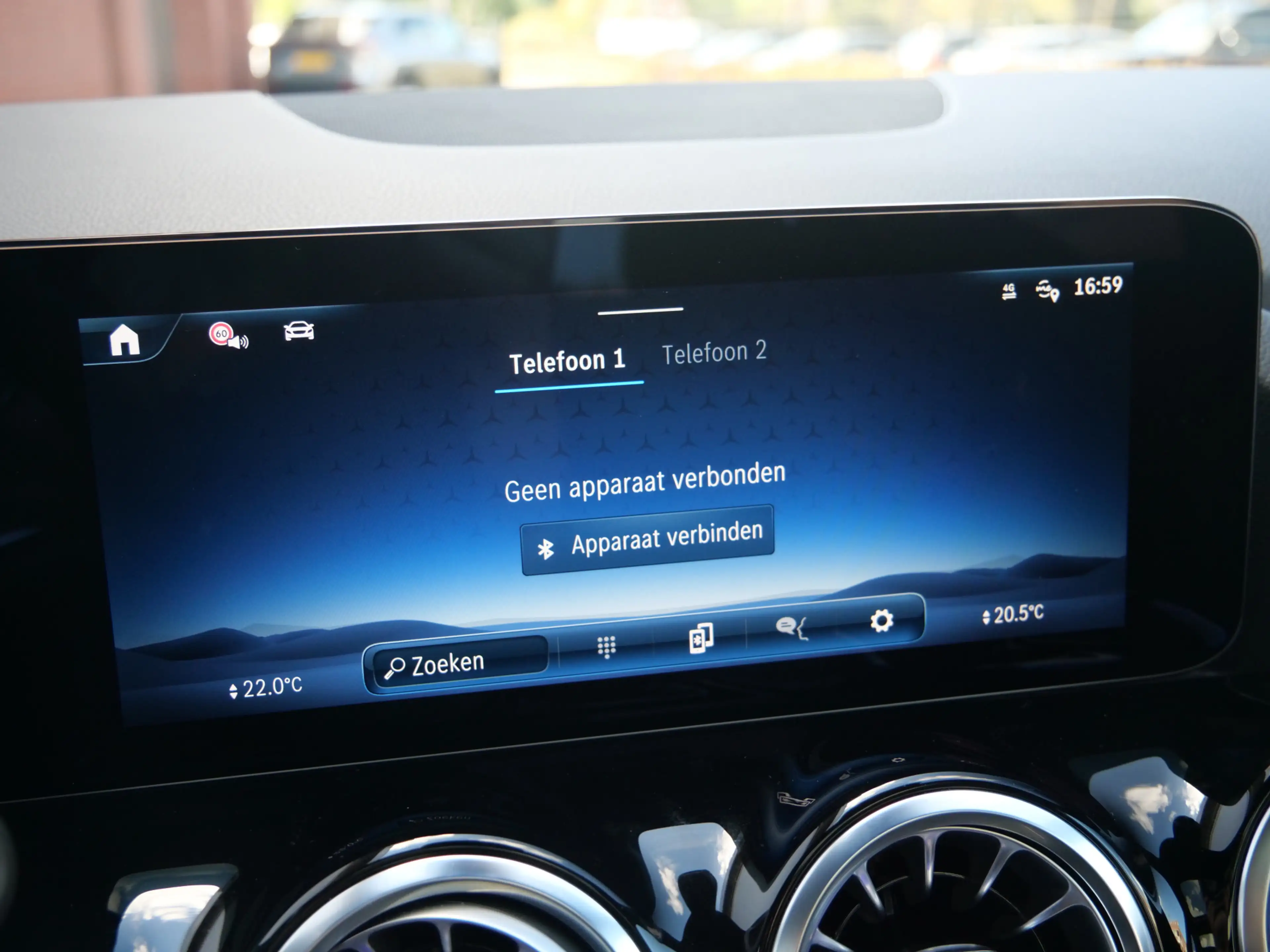 Mercedes-Benz GLA 180 AMG Line 136 Pk Automaat Navi / DAB / Pano-dak / C — photo 9