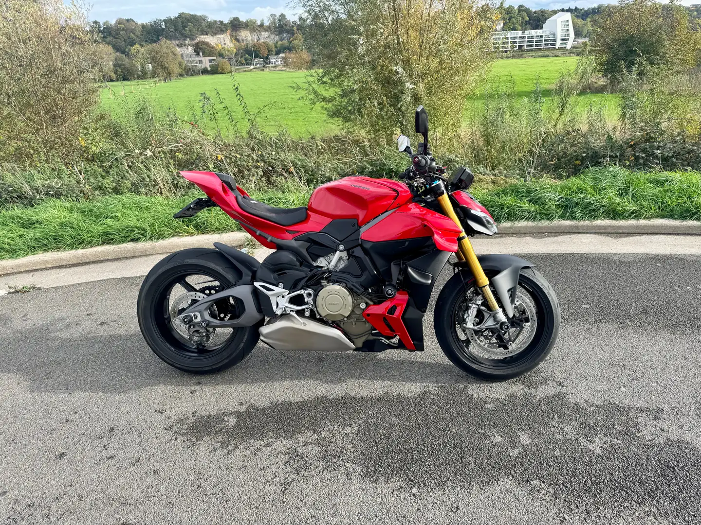 Ducati Streetfighter V4s Rouge - 1