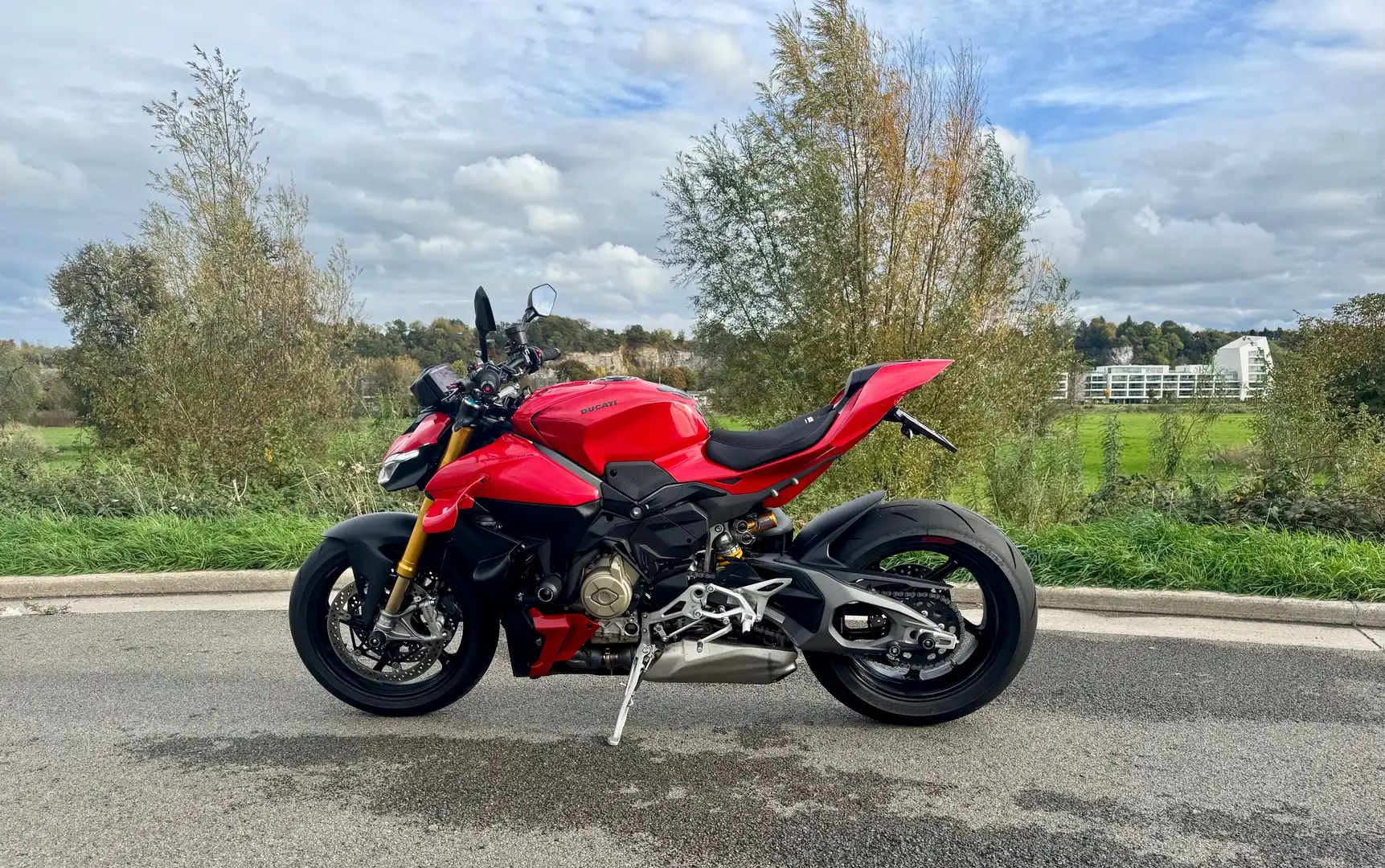 Ducati Streetfighter V4s Rouge - 2