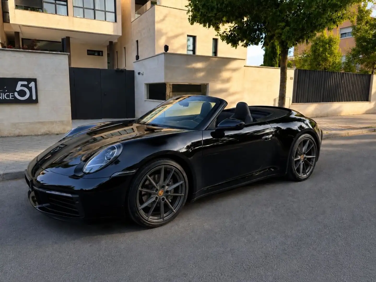 Porsche 991 Carrera 4 Cabriolet - 1