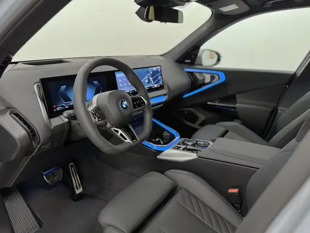 BMW X3 view 7