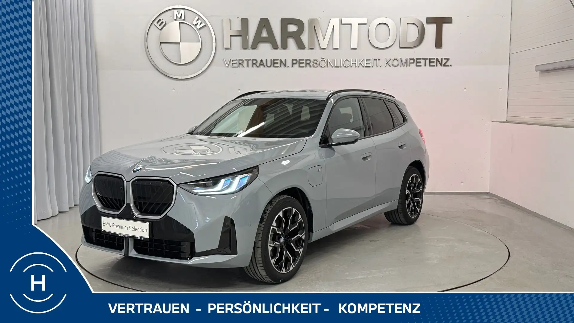 BMW X3 30e xDrive *M-Sportpaket PRO / sofort verfügbar* Grau - 1