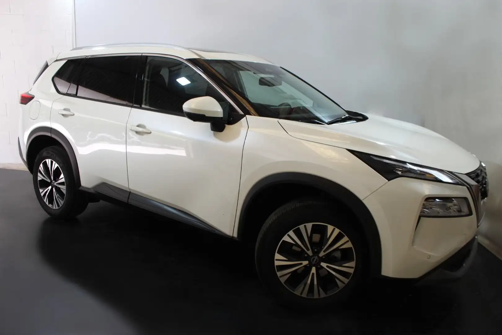 Nissan X-Trail 1.5 VC Turbo MHEV N-Connecta XTronic 4x2 5pl. Blanc - 1