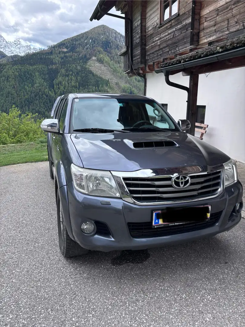 Toyota Hilux Doppelkabine 3,0 D-4D 1 Grau - 1