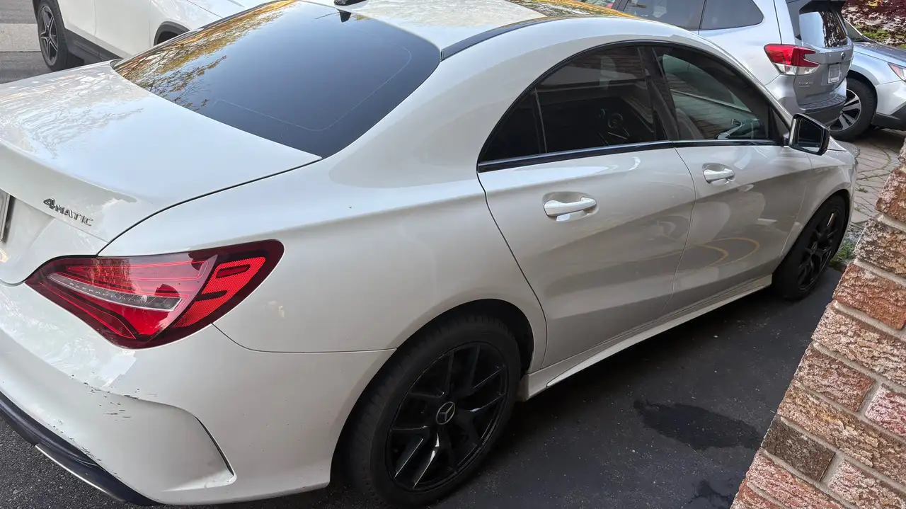 Mercedes-Benz CLA photo Mercedes-Benz CLA
