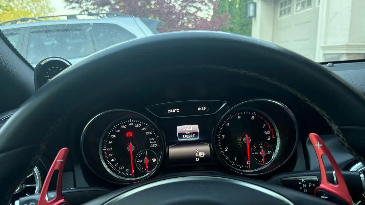 Mercedes-Benz CLA photo Mercedes-Benz CLA