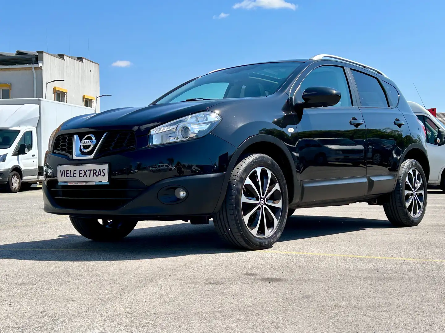 Nissan Qashqai 1,6 16V I-Way 2WD I-WAY*360°KAMERA* Schwarz - 1
