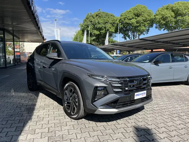 Hyundai Tucson view 3