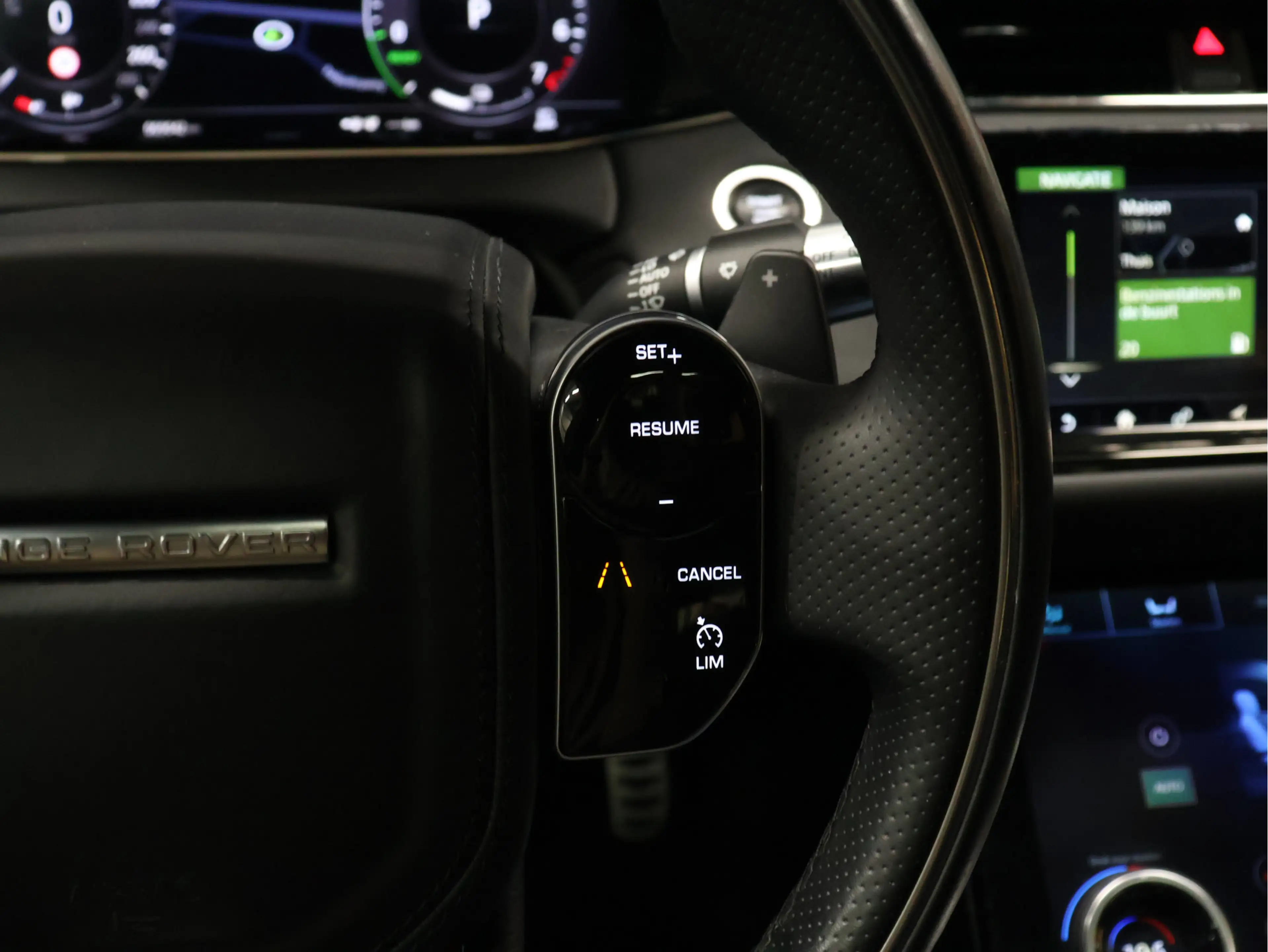 Land Rover Range Rover Evoque 1.5 P300e AWD R-Dynamic SE [SCHUIFKANTELDAK, DIGIT — photo 14