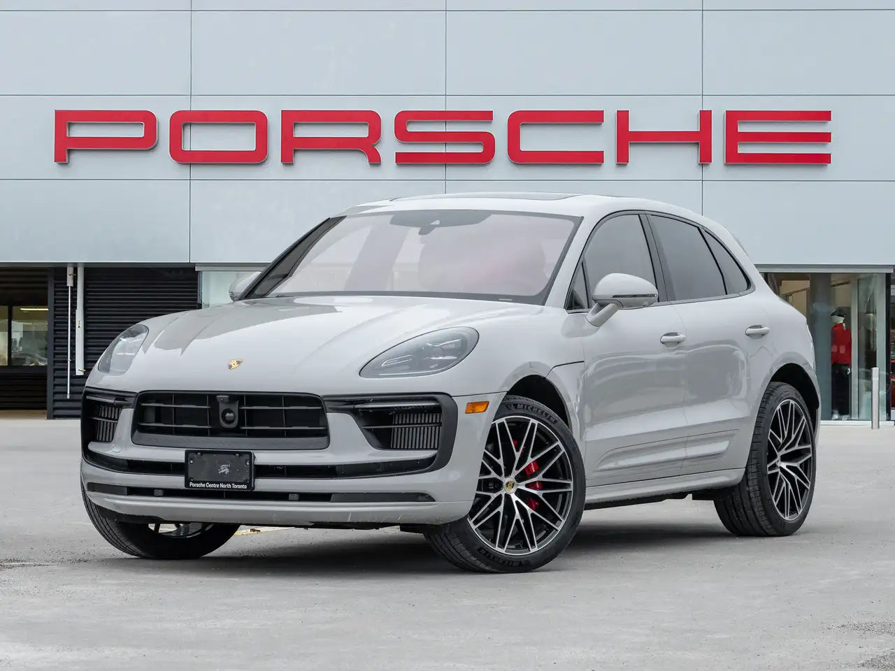 2025 Porsche Macan
