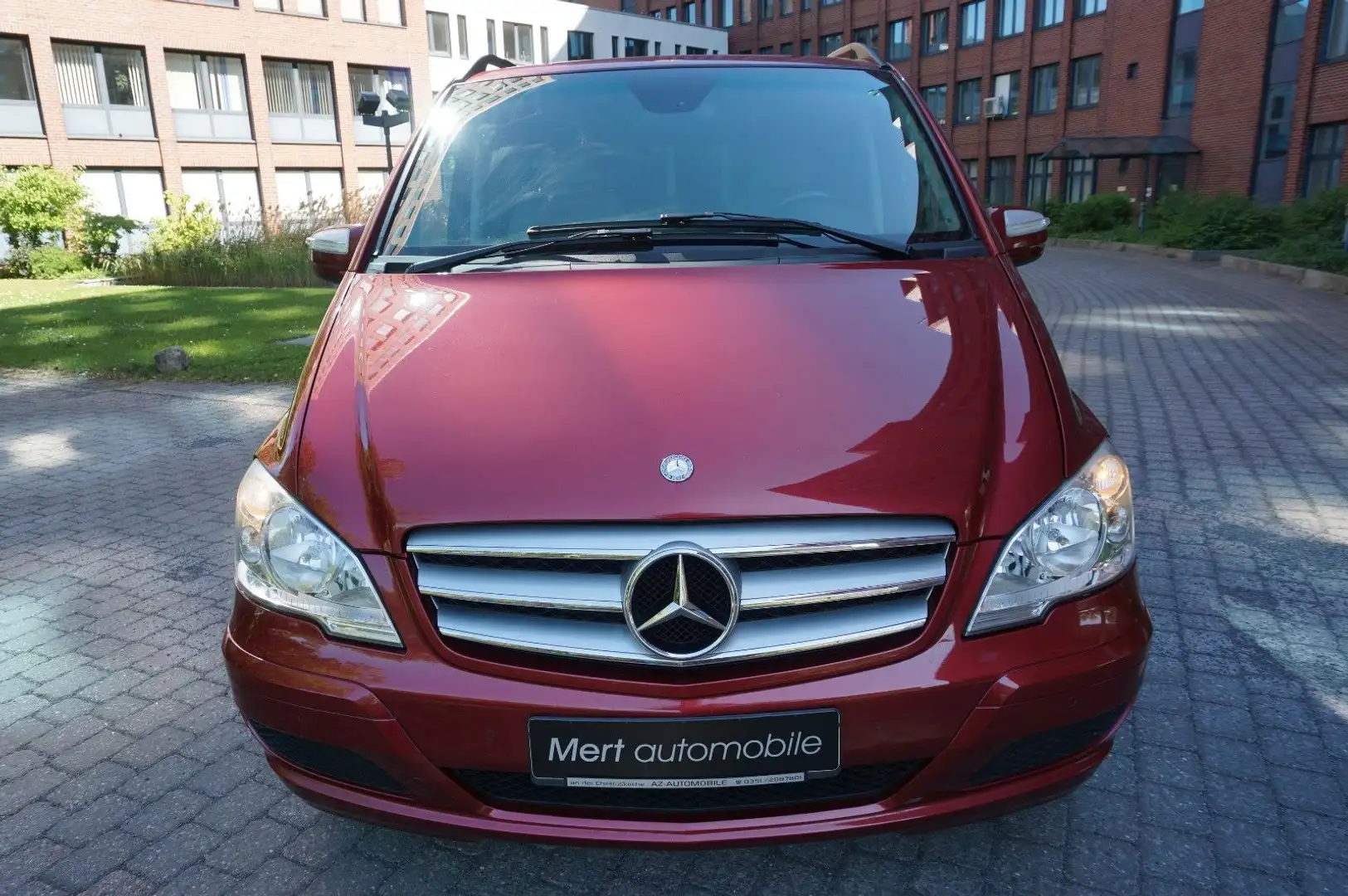 Mercedes-Benz Viano 4M 2.2 CDI Lang*EDITION*7-SITZE*EL.TÜREN* Rouge - 2