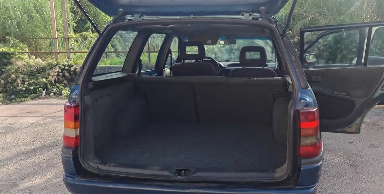 Opel Astra SW 1.7d Club Euro96 68cv, foto 7