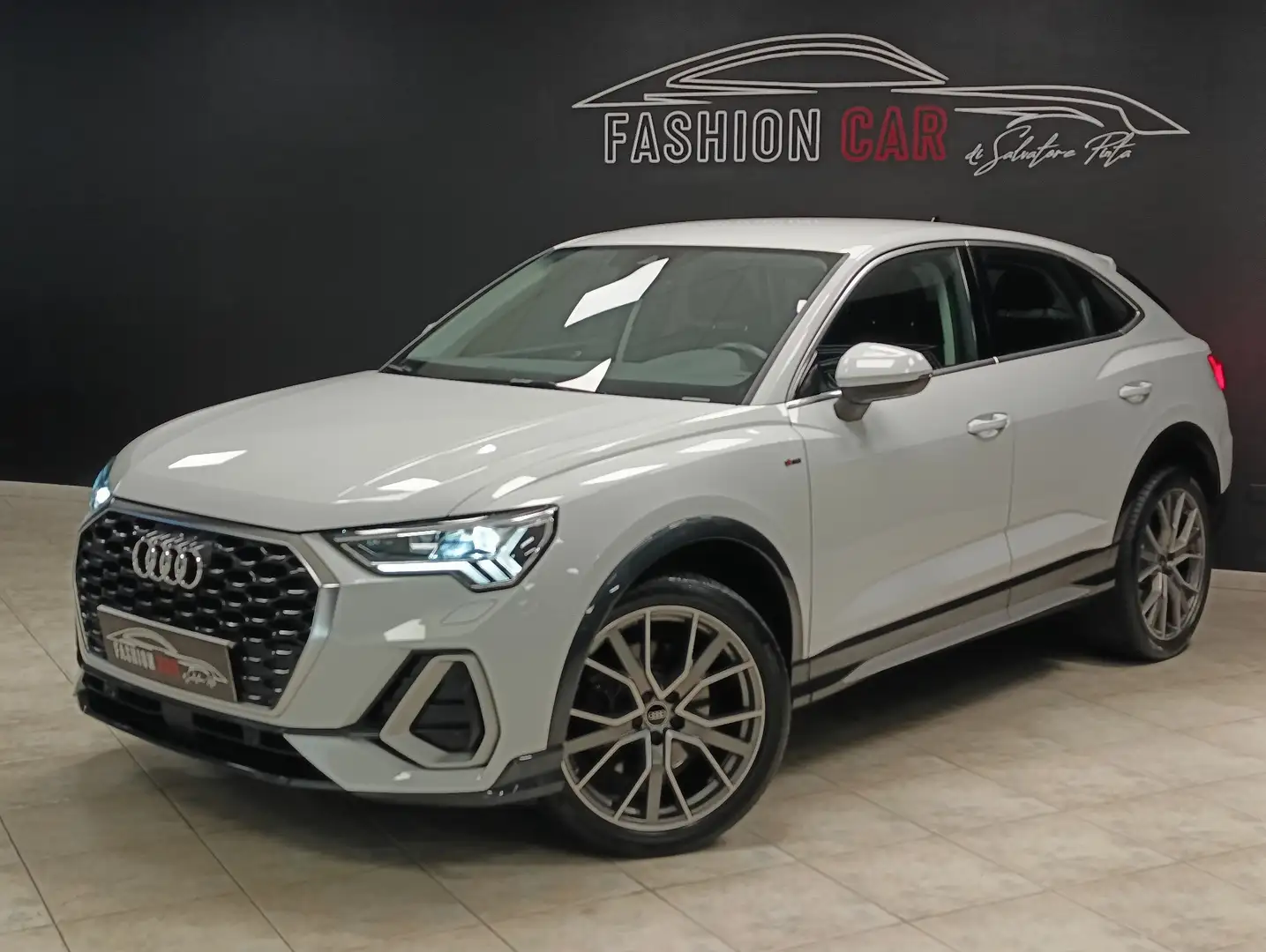 Audi Q3 Q3 Sportback 40 tdi S line quattro 200cv s-tronic Wit - 1