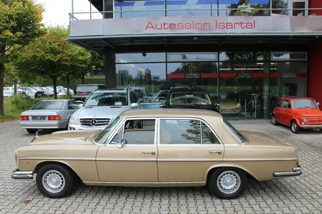 Mercedes-Benz 300 view 10