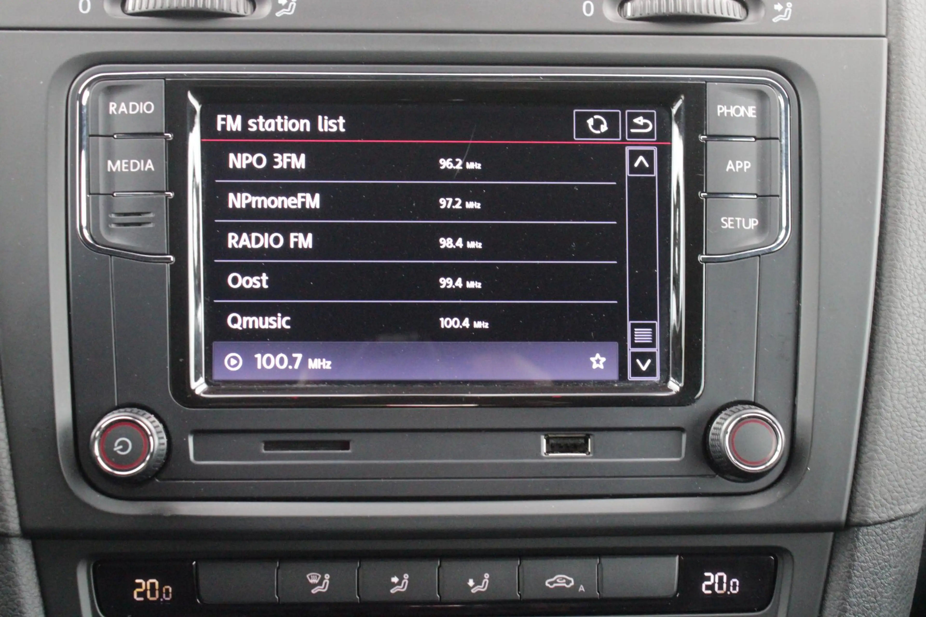 Volkswagen Golf Cabriolet 2.0 GTI 210PK DSG 7 AUTOMAAT | NEDERLANDSE AUTO | — photo 39