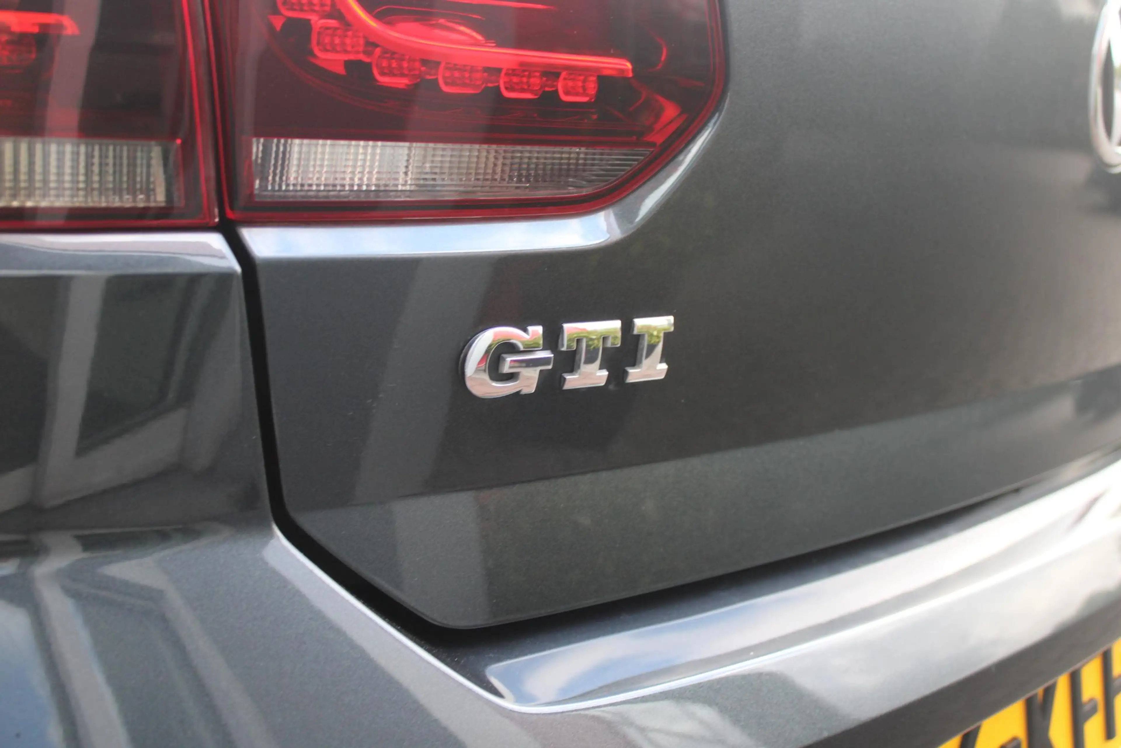 Volkswagen Golf Cabriolet 2.0 GTI 210PK DSG 7 AUTOMAAT | NEDERLANDSE AUTO | — photo 32