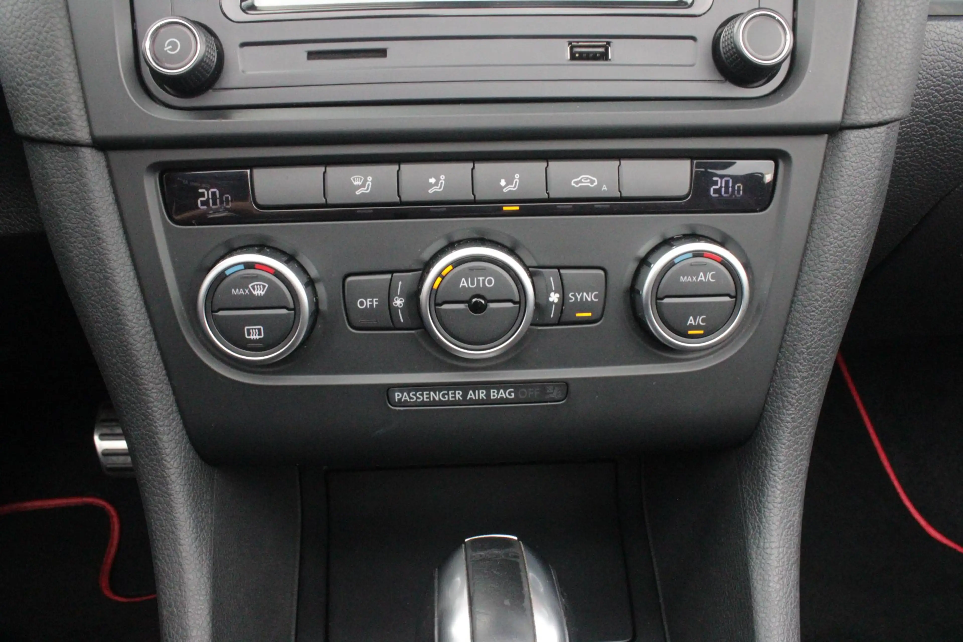 Volkswagen Golf Cabriolet 2.0 GTI 210PK DSG 7 AUTOMAAT | NEDERLANDSE AUTO | — photo 19